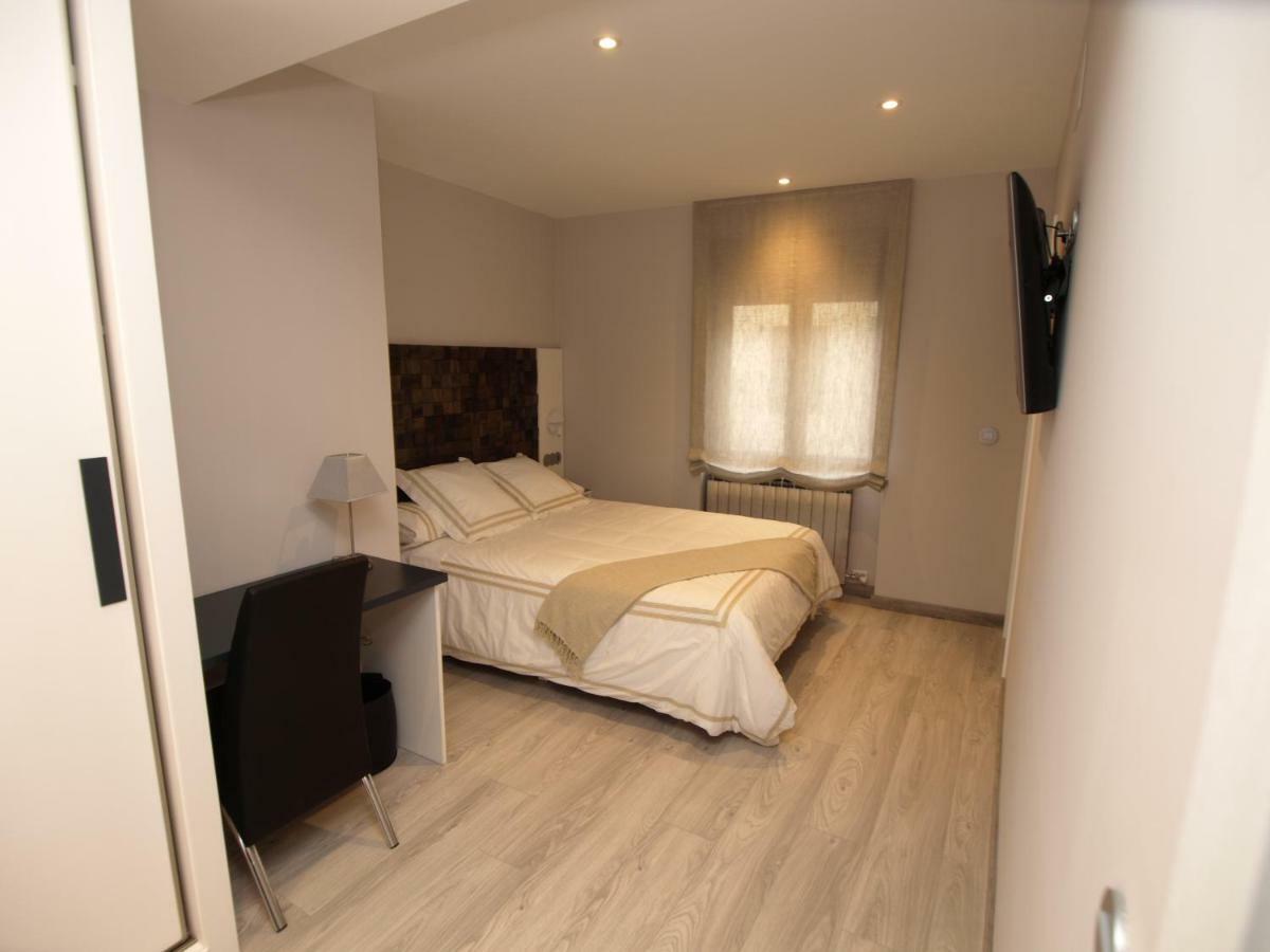 Apartamentos M.Bell León Eksteriør billede