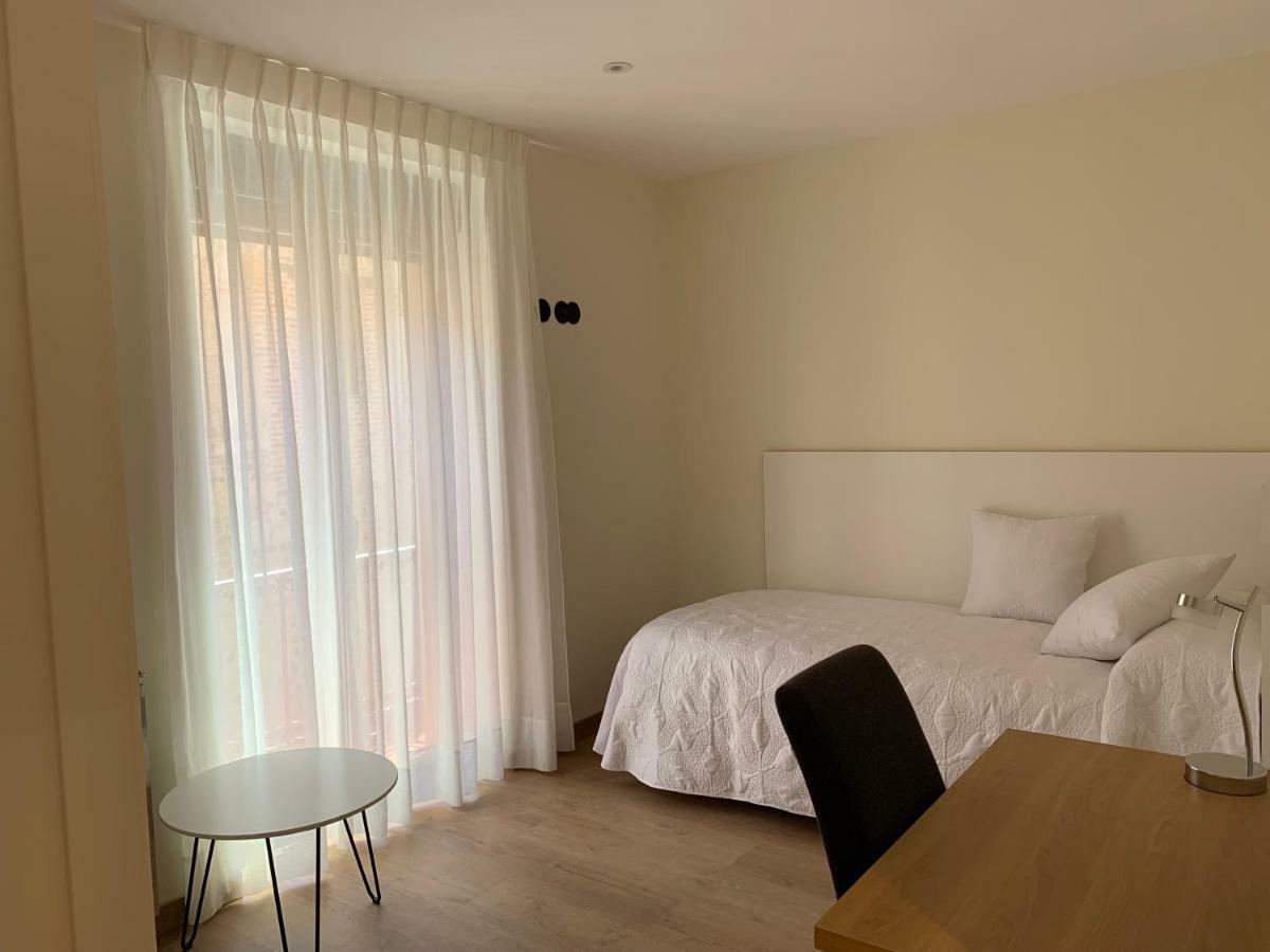 Apartamentos M.Bell León Eksteriør billede
