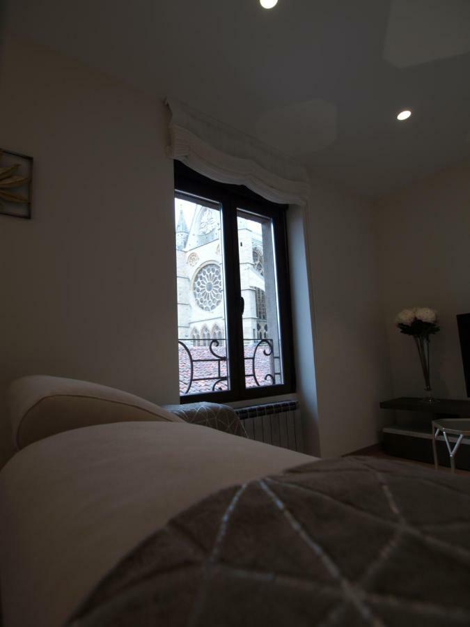 Apartamentos M.Bell León Eksteriør billede